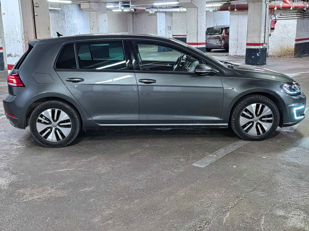Volkswagen e-golf — 14