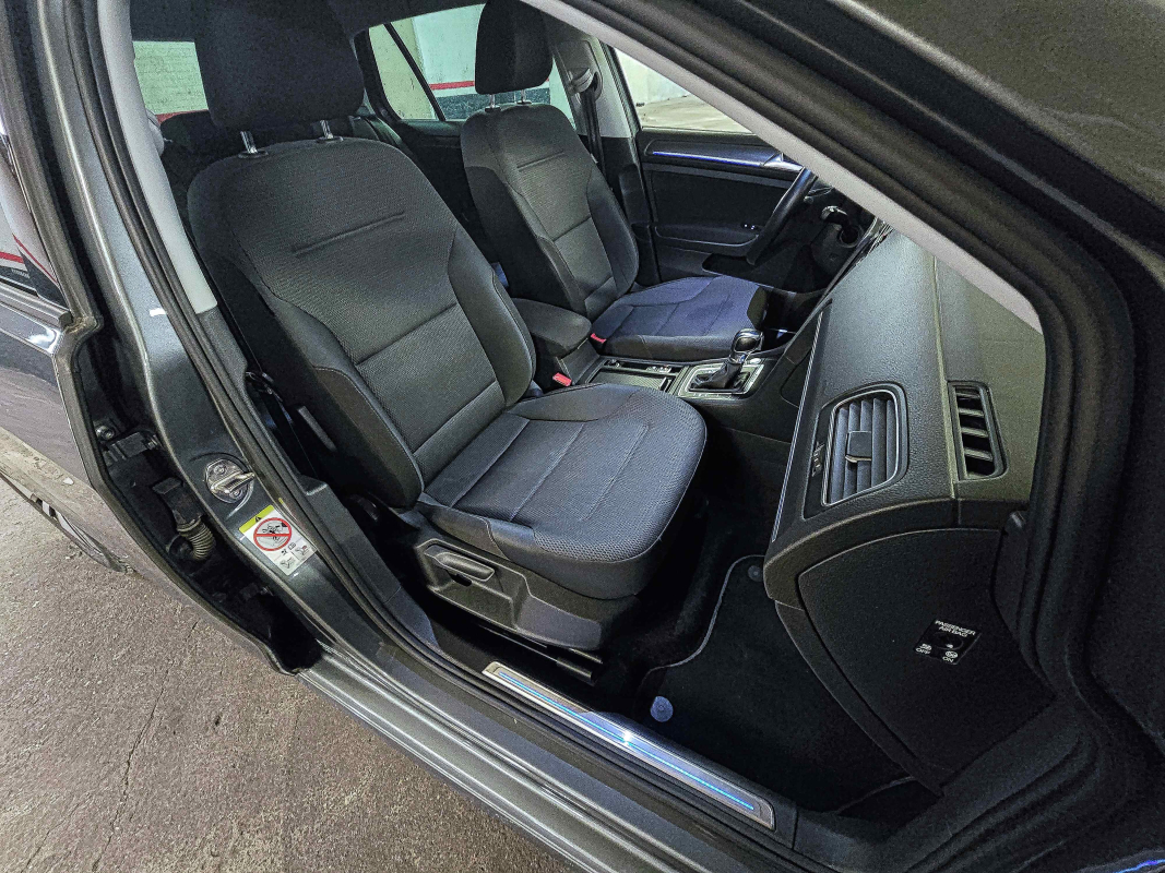 Volkswagen e-golf — 37