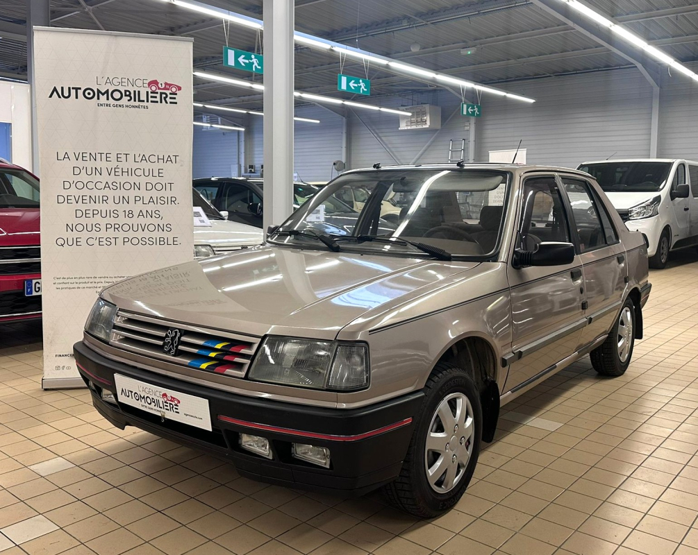 Peugeot 309