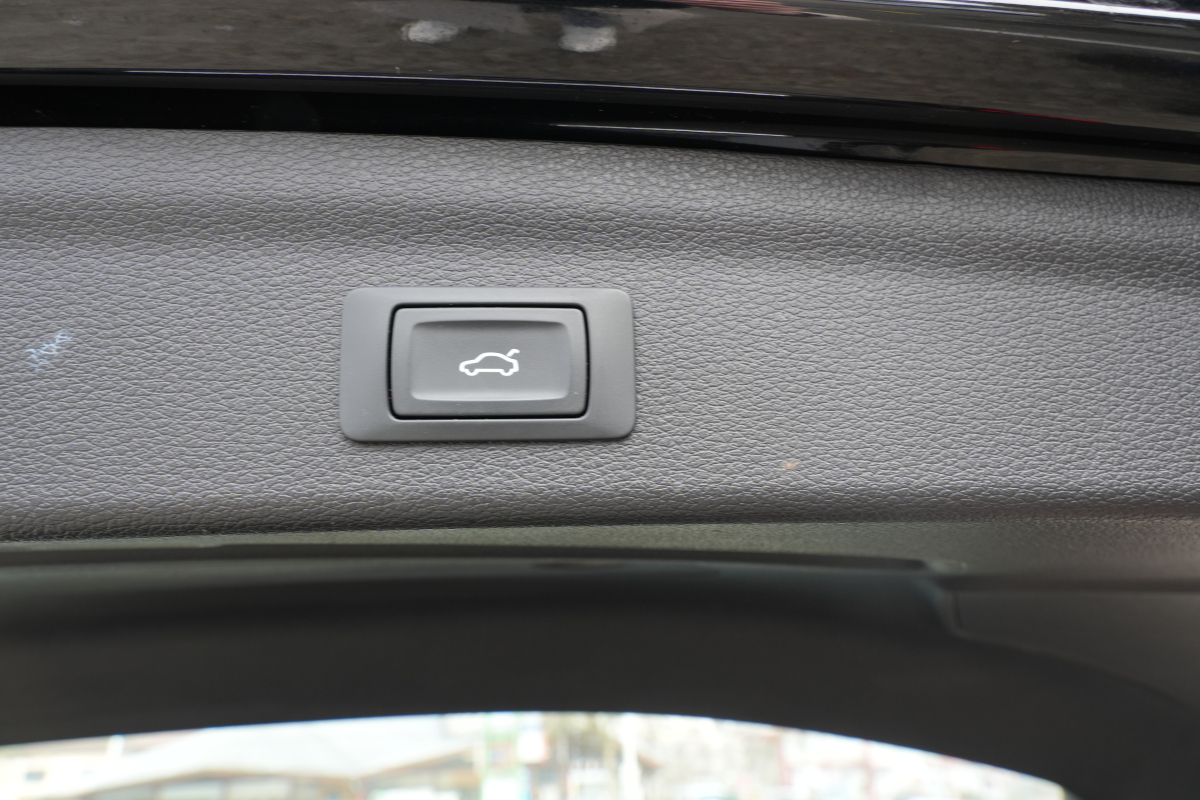 Audi Q3 — 18
