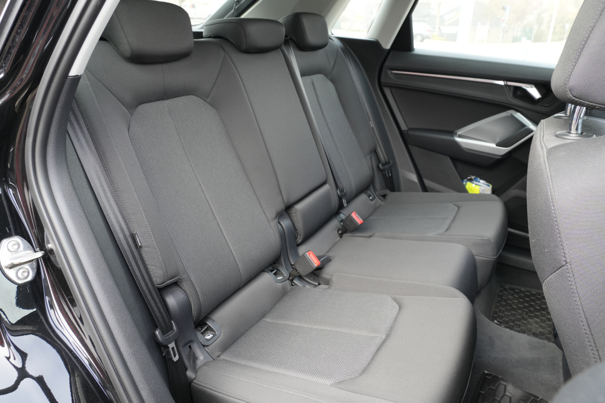 Audi Q3 — 16