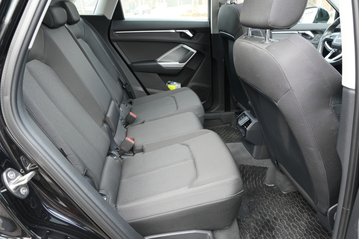 Audi Q3 — 37