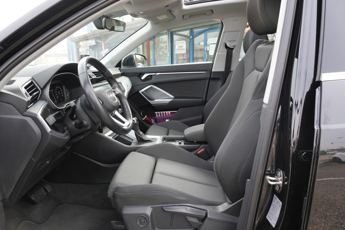 Audi Q3 — 35