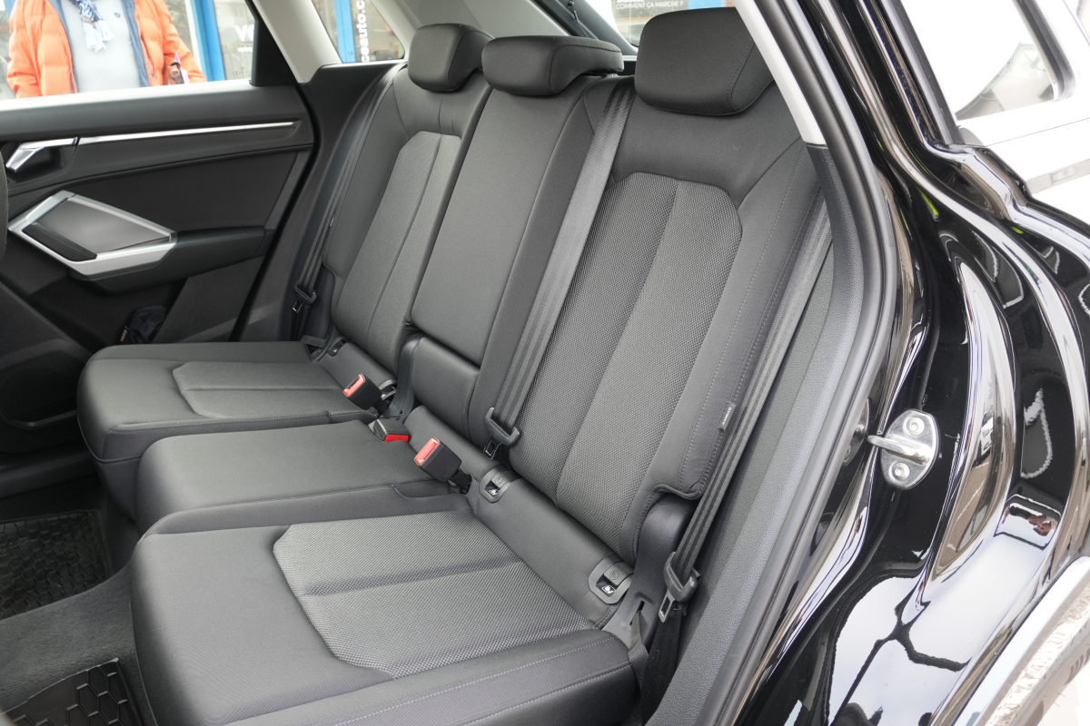 Audi Q3 — 17
