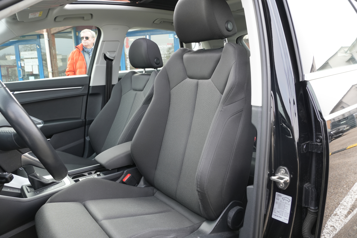 Audi Q3 — 14