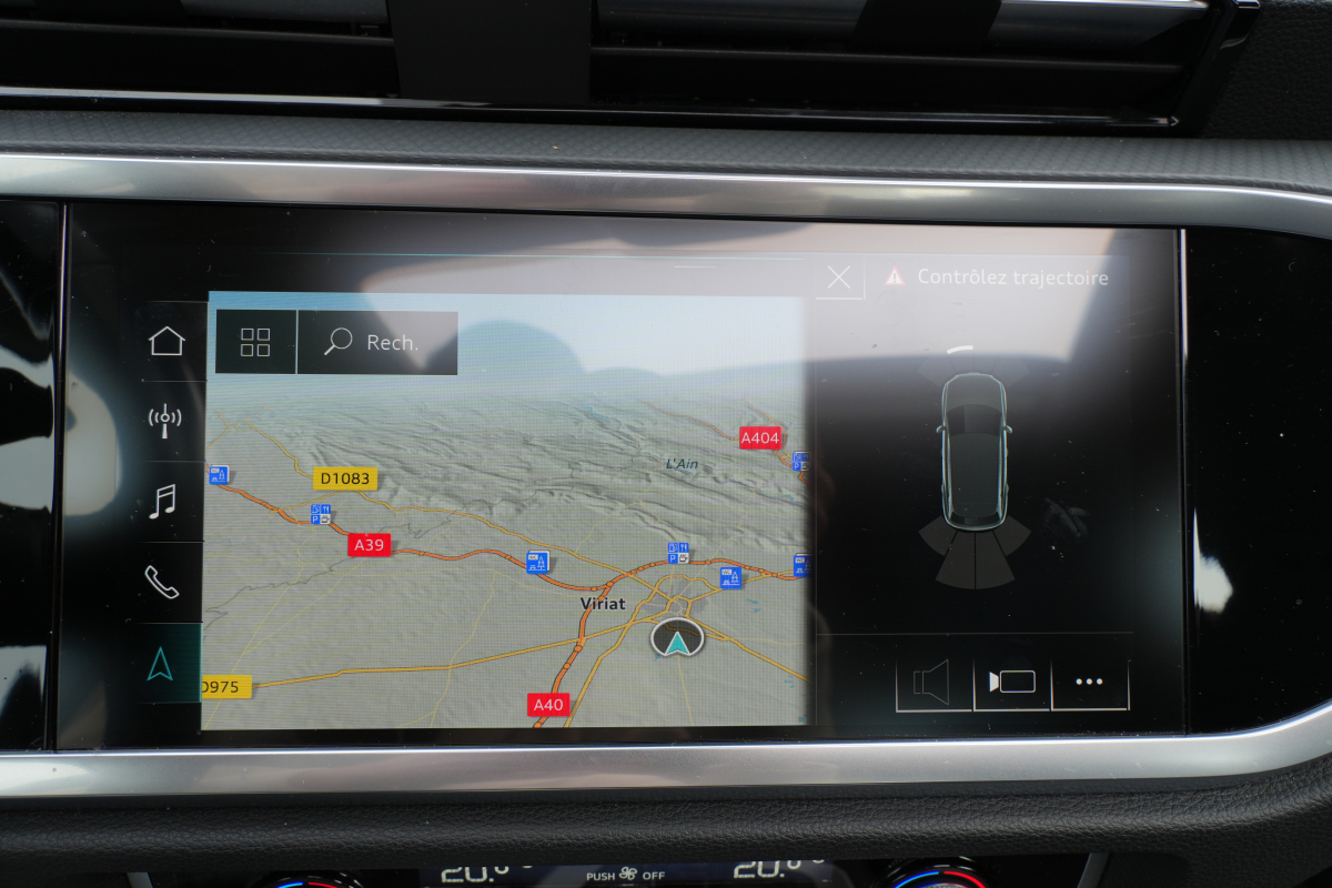 Audi Q3 — 32