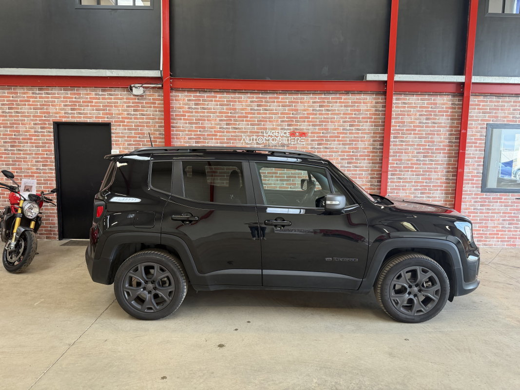 Jeep Renegade — 12