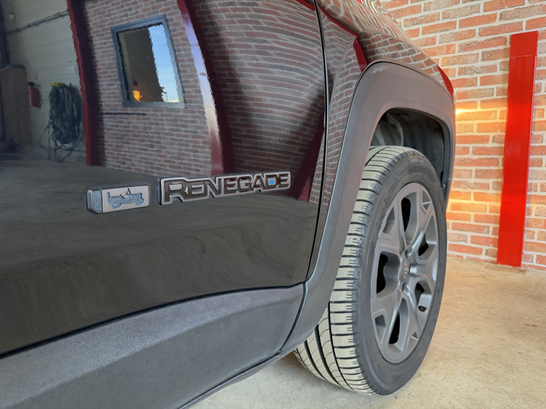 Jeep Renegade — 32