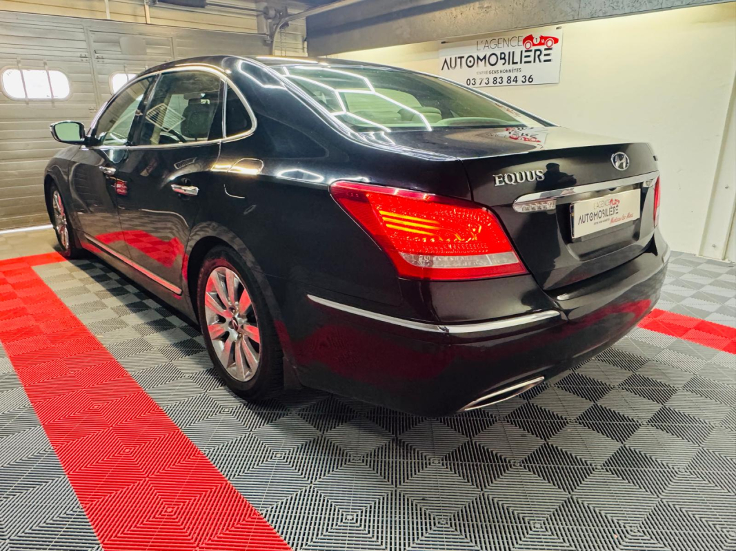 Hyundai Genesis — 9