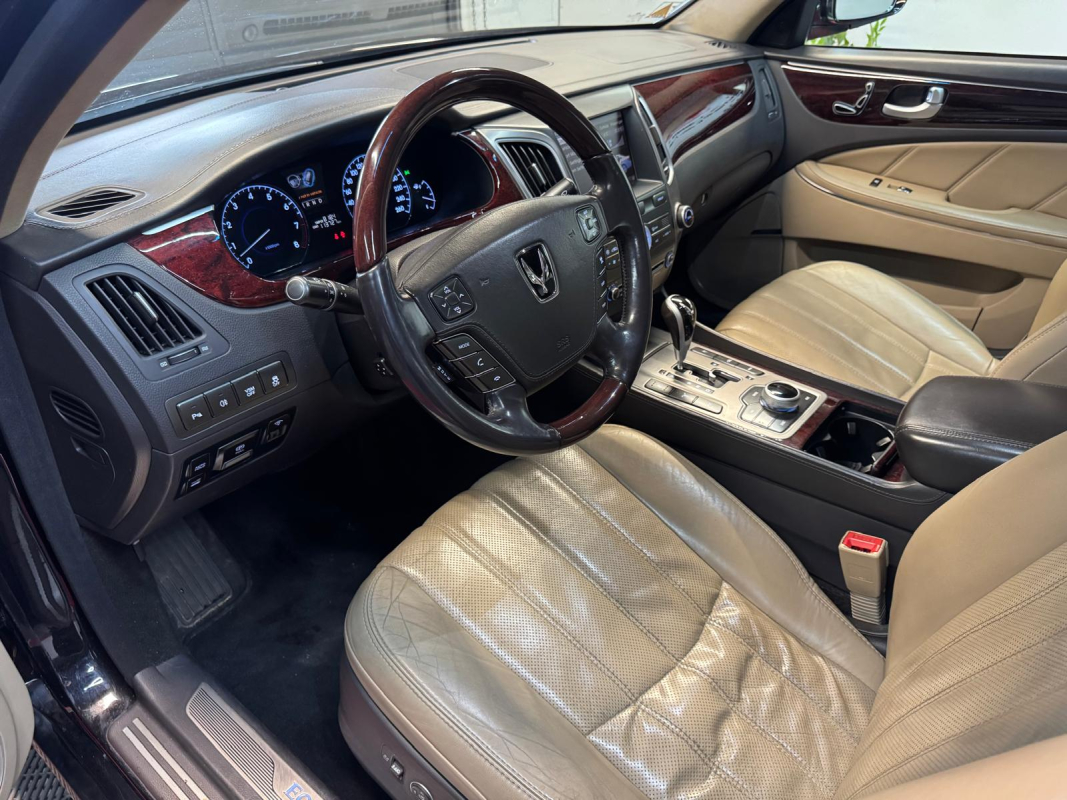 Hyundai Genesis — 13