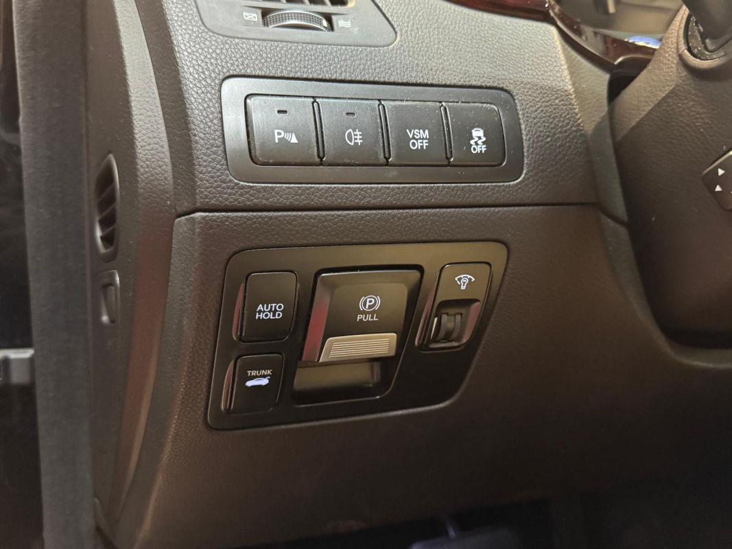 Hyundai Genesis — 25