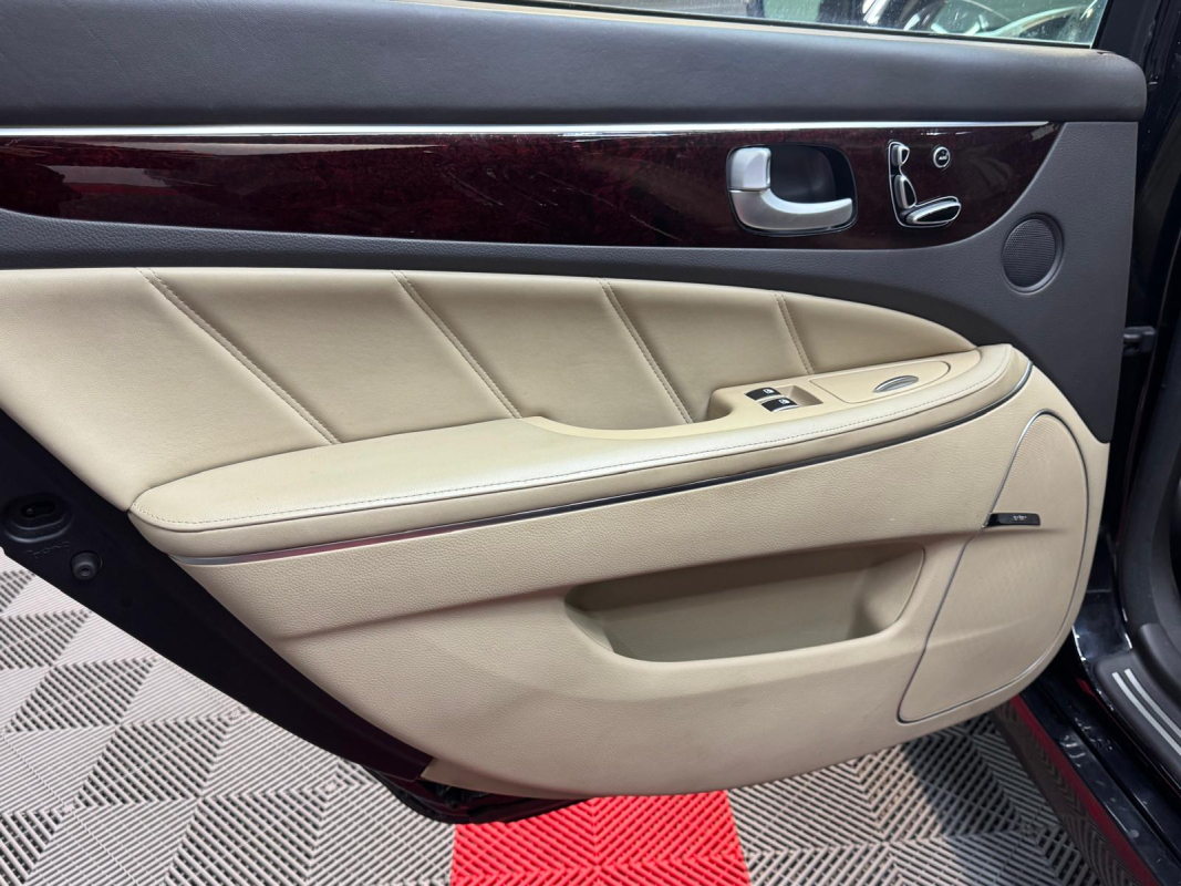 Hyundai Genesis — 20