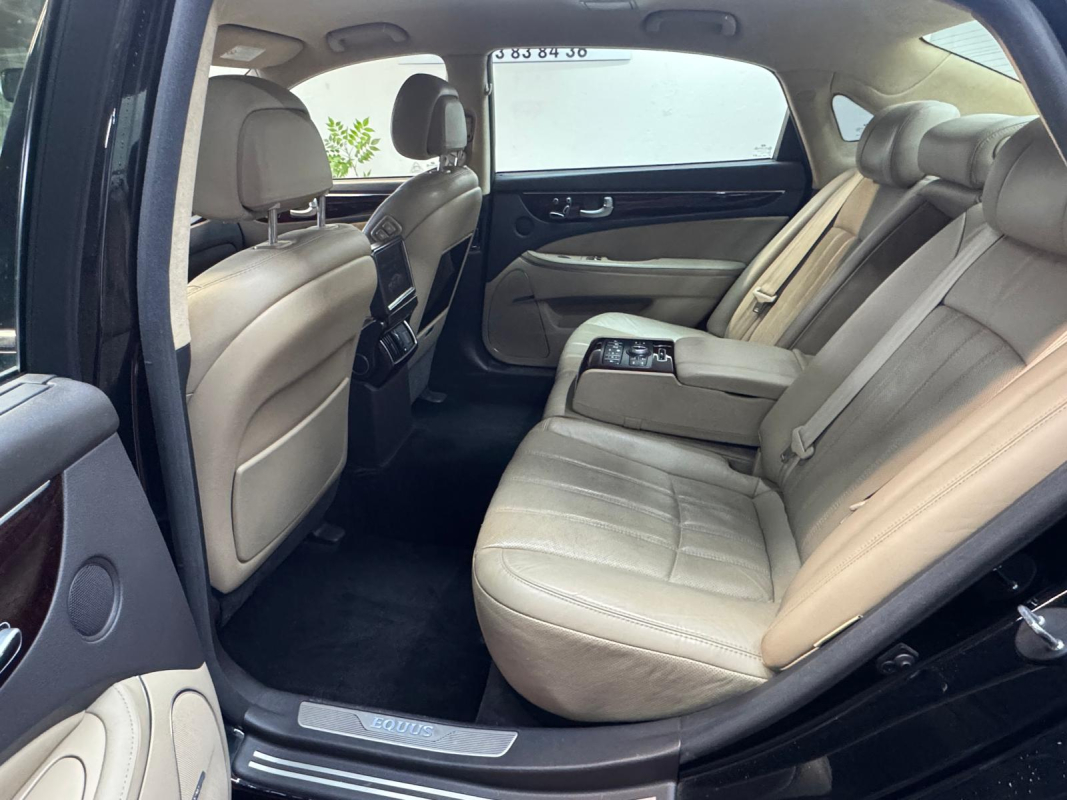 Hyundai Genesis — 21