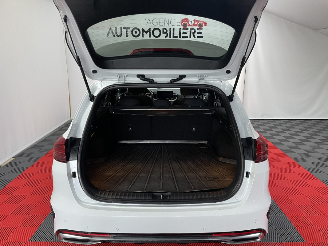 Kia Ceed SW — 21