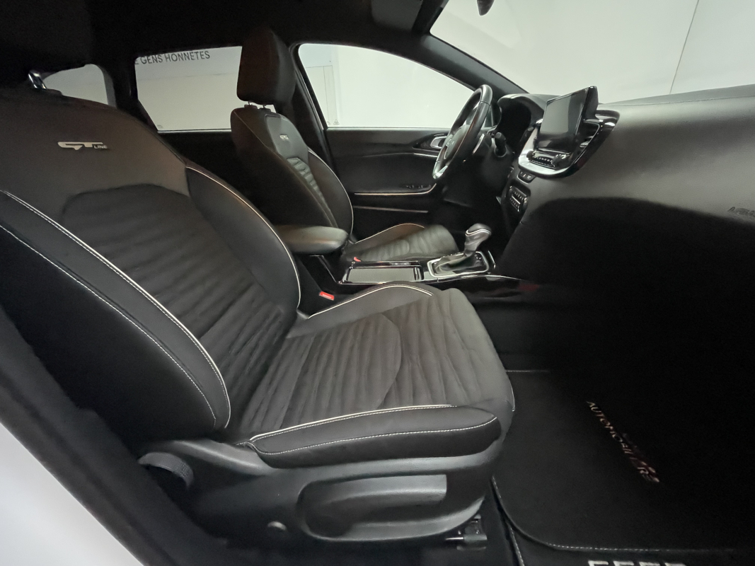 Kia Ceed SW — 18