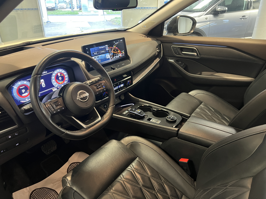 Nissan X-Trail — 8