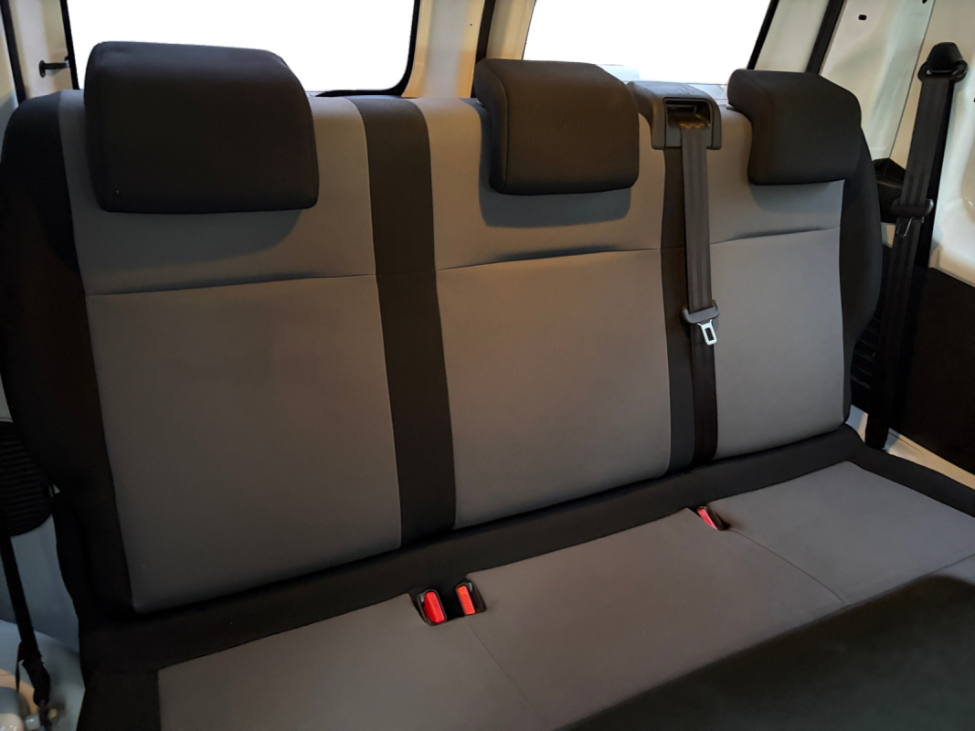 Peugeot Traveller — 10
