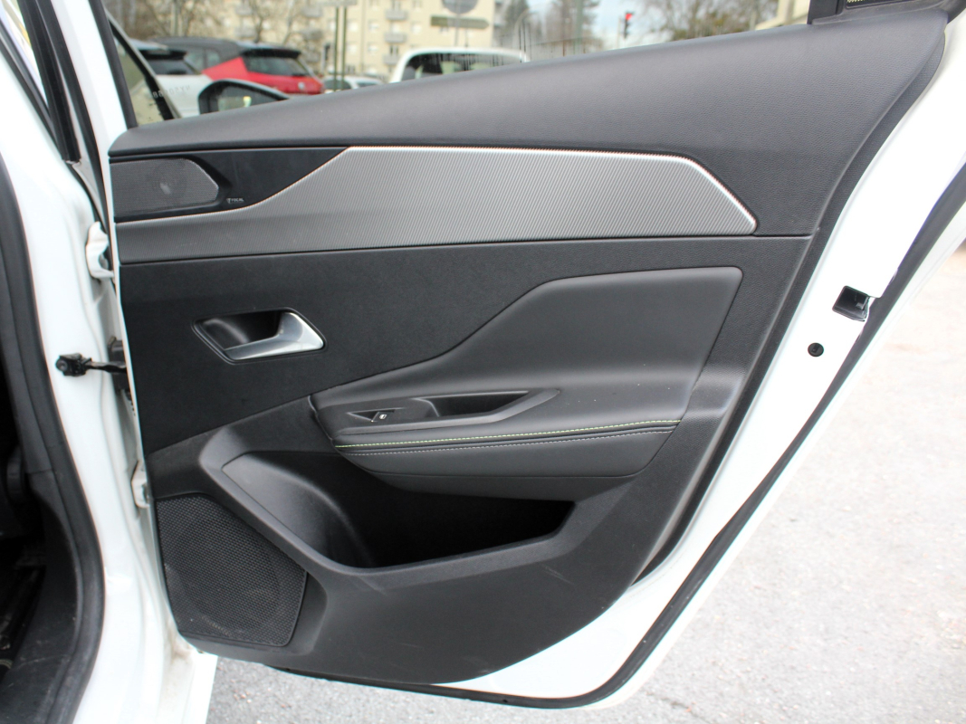 Peugeot 308 — 30