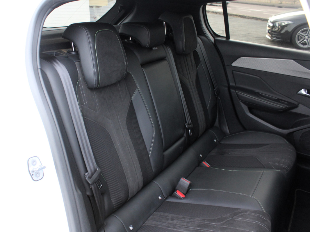 Peugeot 308 — 32