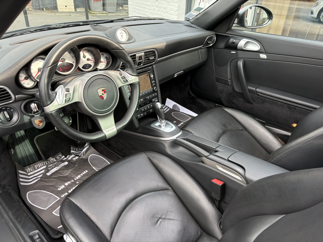 Porsche 911 — 17