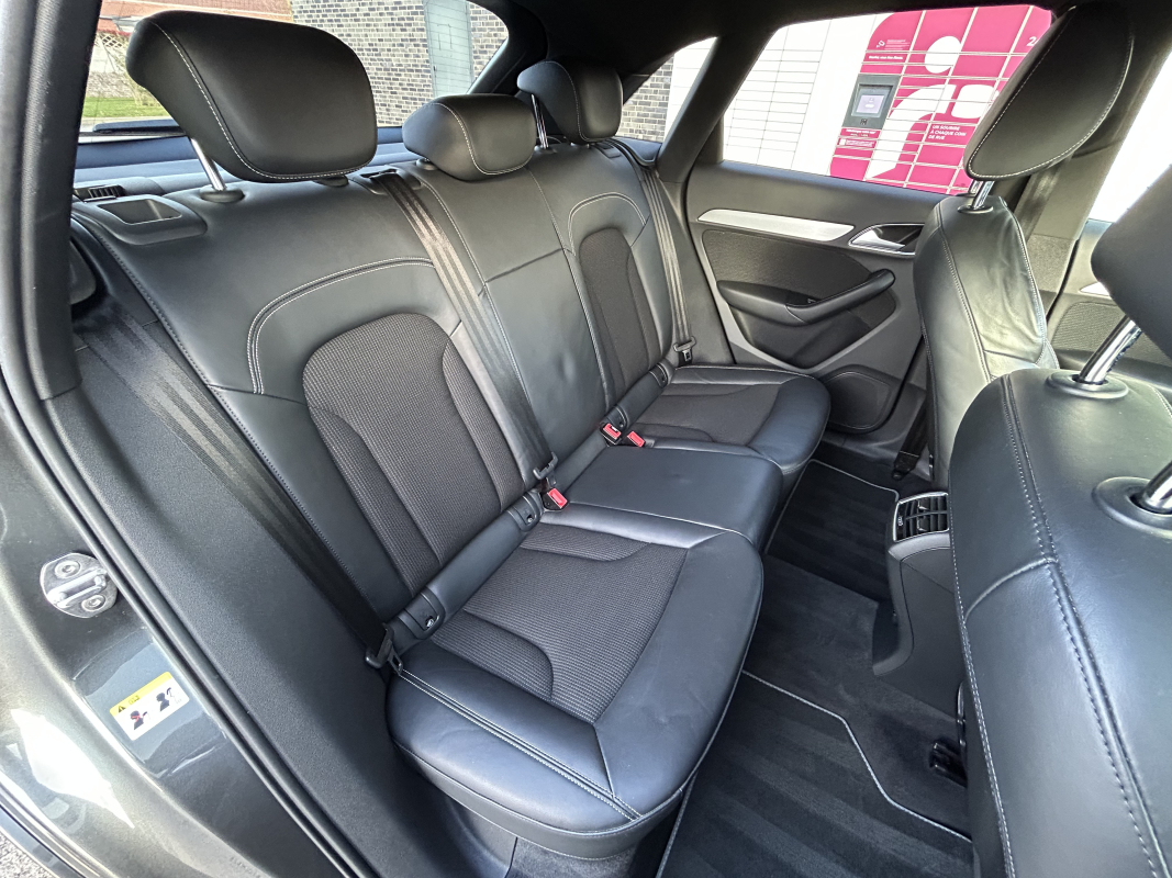 Audi Q3 — 32