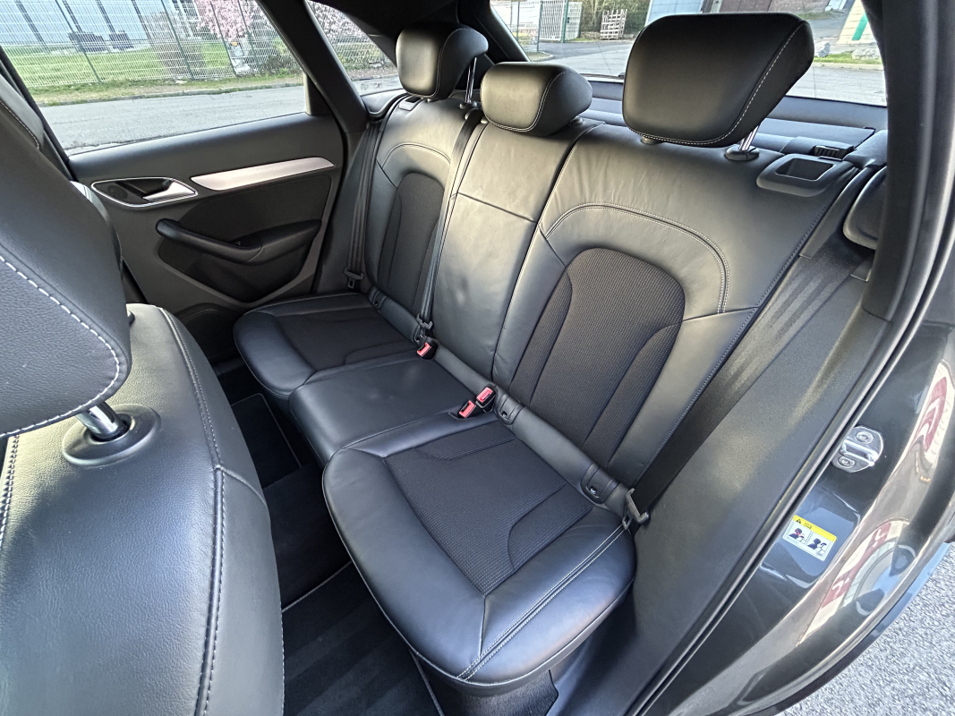 Audi Q3 — 35