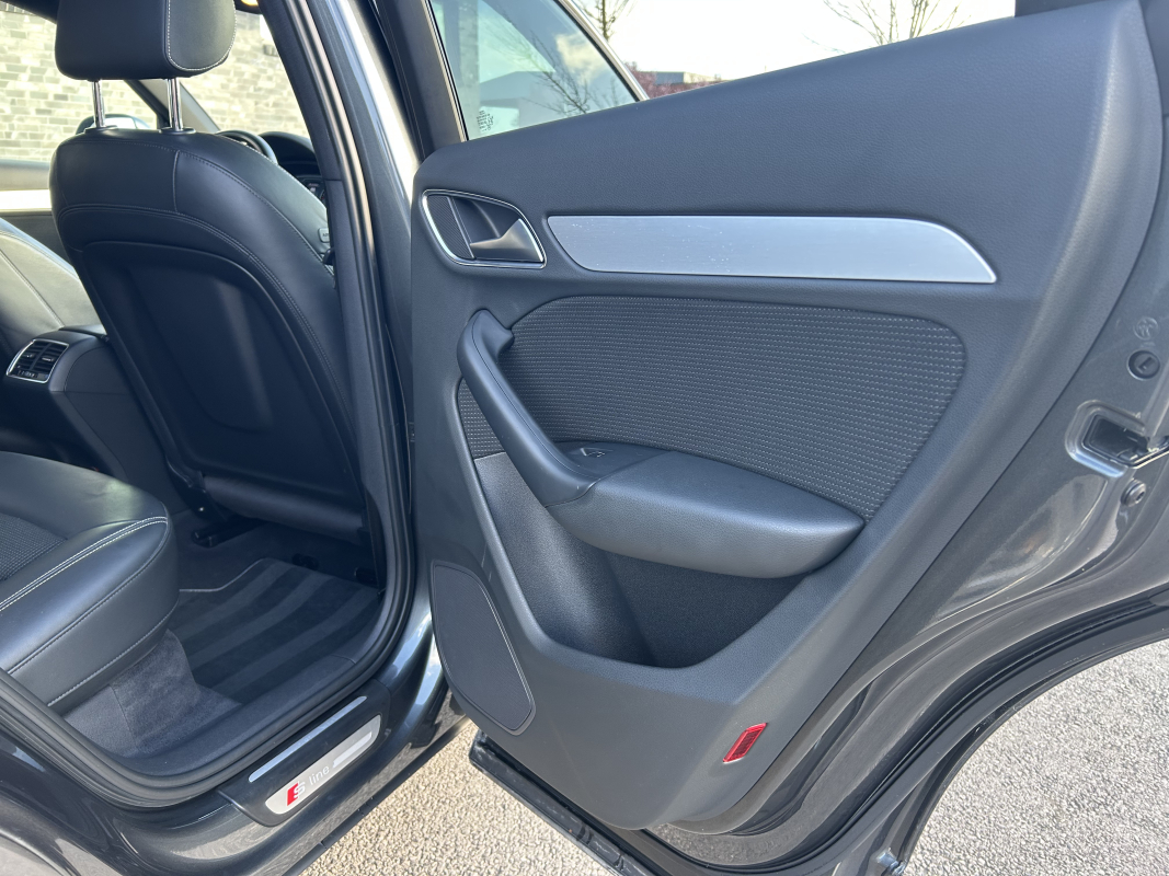 Audi Q3 — 30