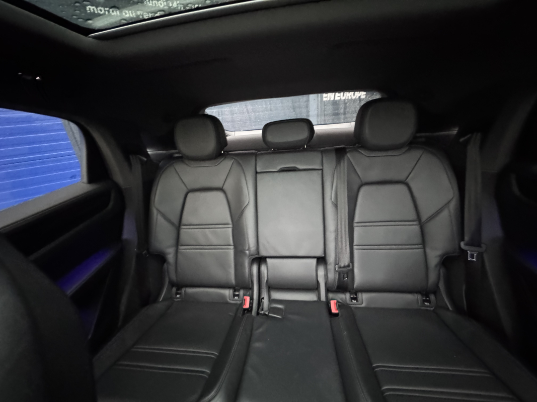 Porsche Cayenne Coupé — 23