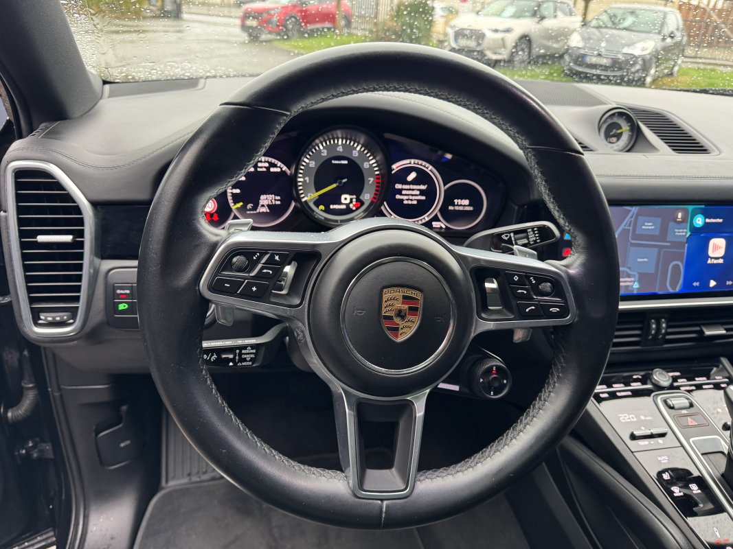 Porsche Cayenne Coupé — 13