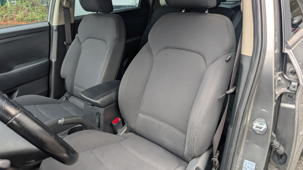 Kia Carens — 10