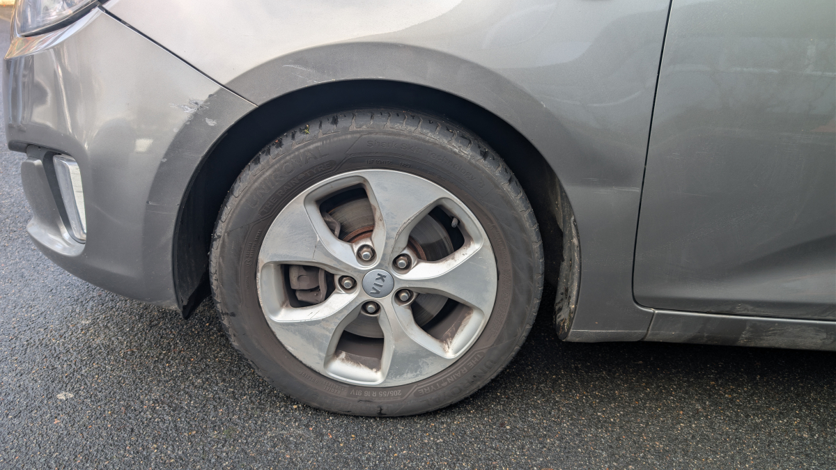 Kia Carens — 20
