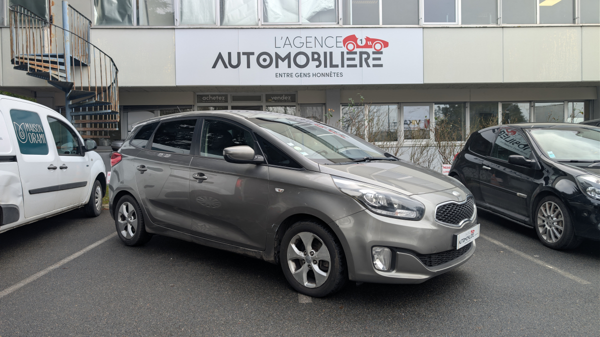 Kia Carens
