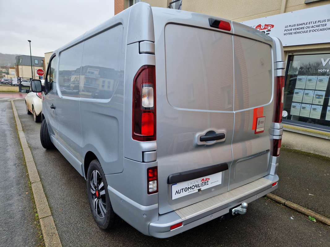 Renault Trafic — 3