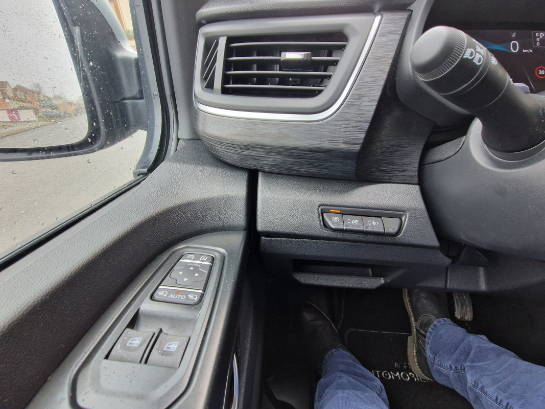 Renault Trafic — 28