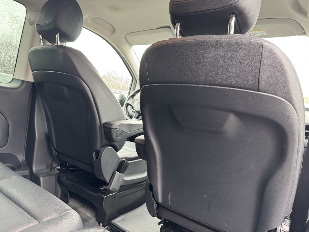 Mercedes Vito — 14