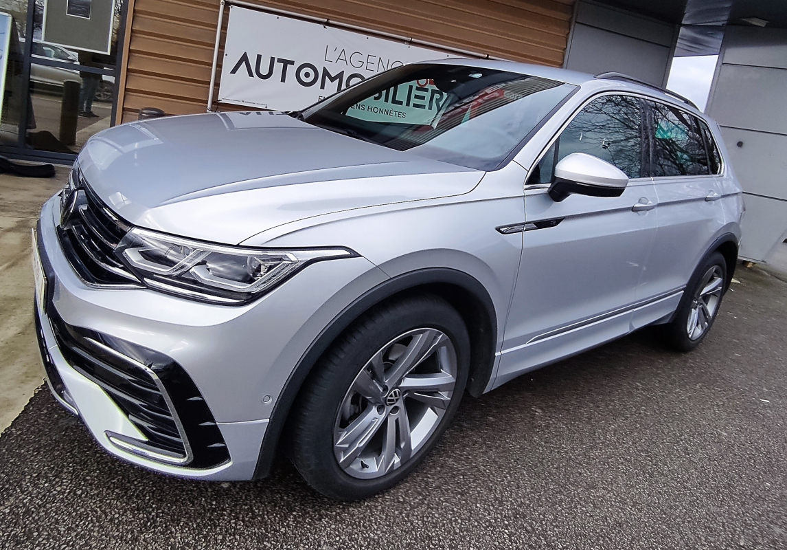 Volkswagen Tiguan — 12