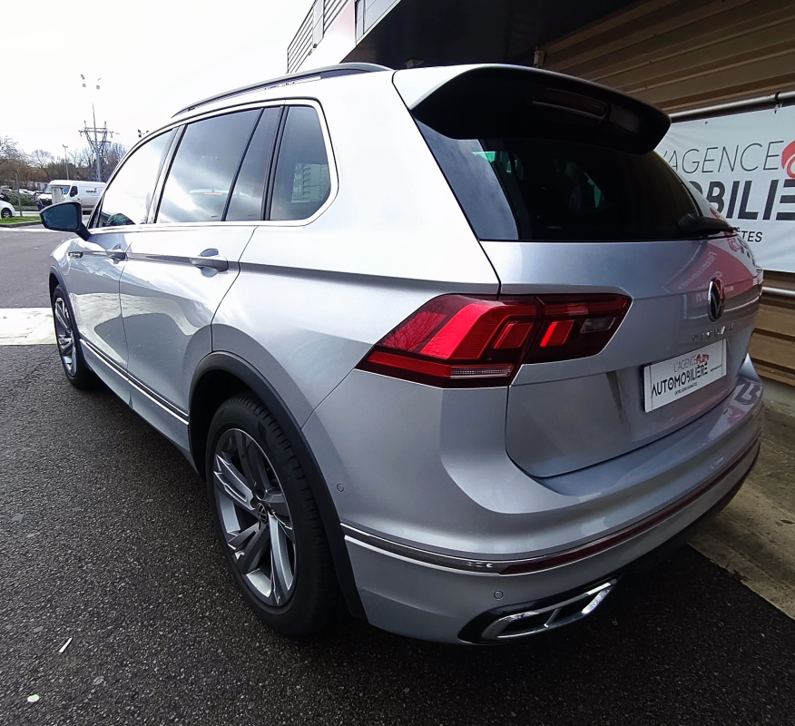 Volkswagen Tiguan — 23
