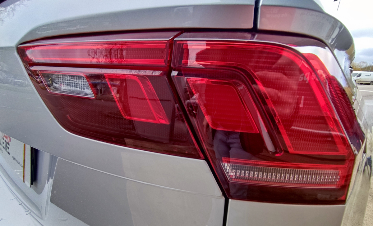 Volkswagen Tiguan — 33