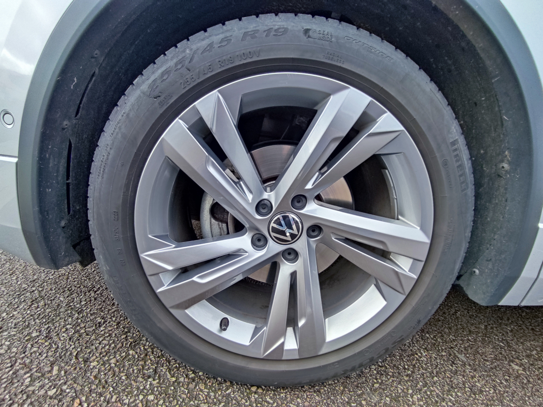 Volkswagen Tiguan — 38