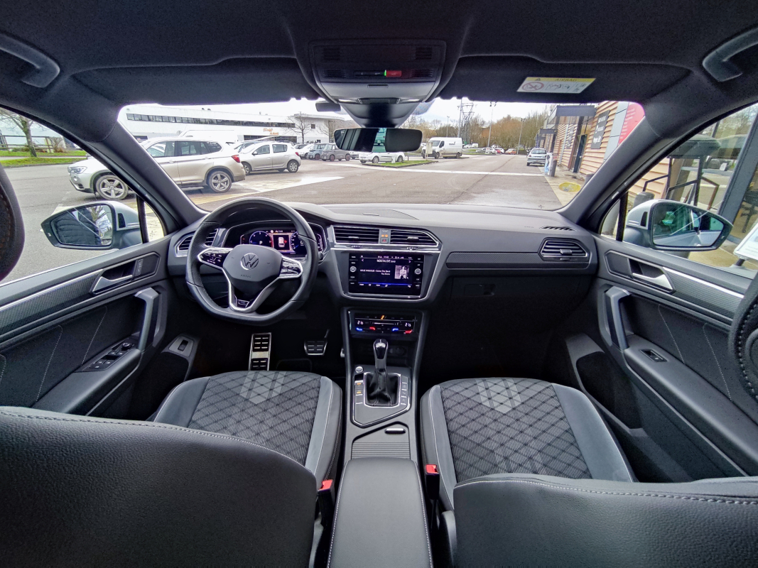Volkswagen Tiguan — 27