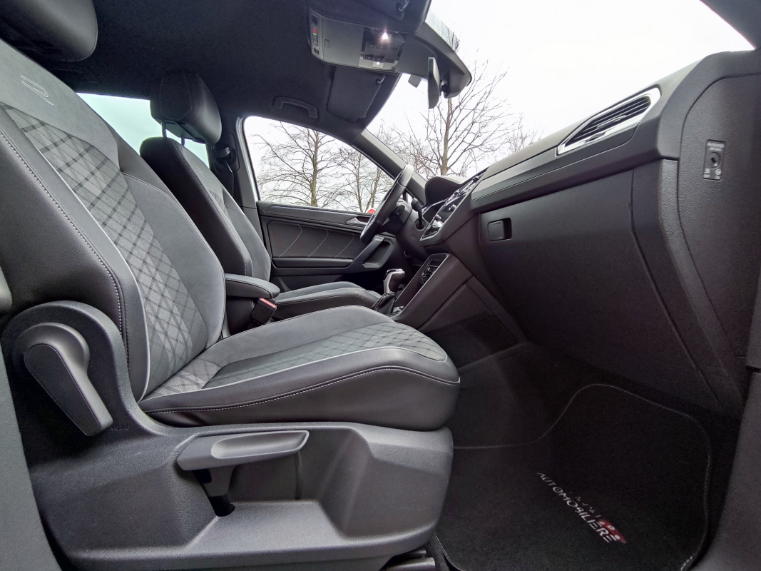 Volkswagen Tiguan — 26