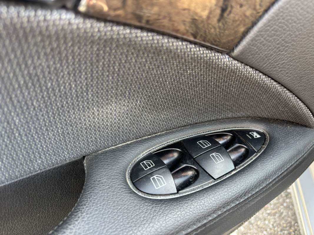 Mercedes Classe E — 24