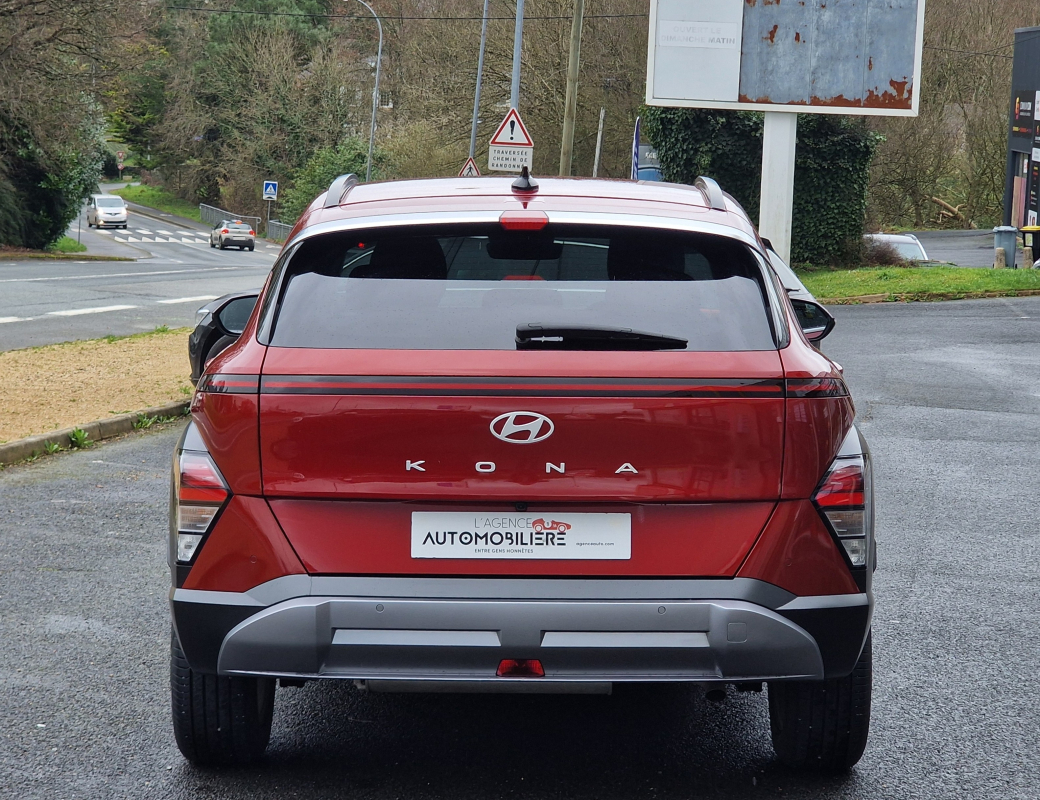 Hyundai KONA — 7