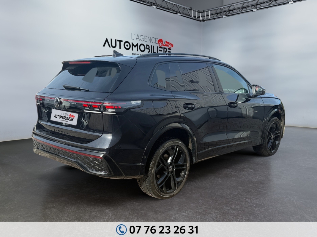 Volkswagen Tiguan — 2