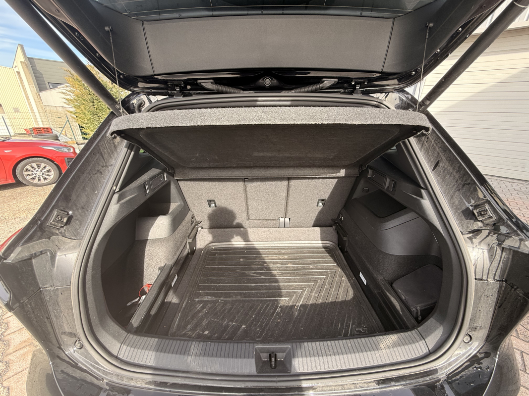 Volkswagen Tiguan — 11
