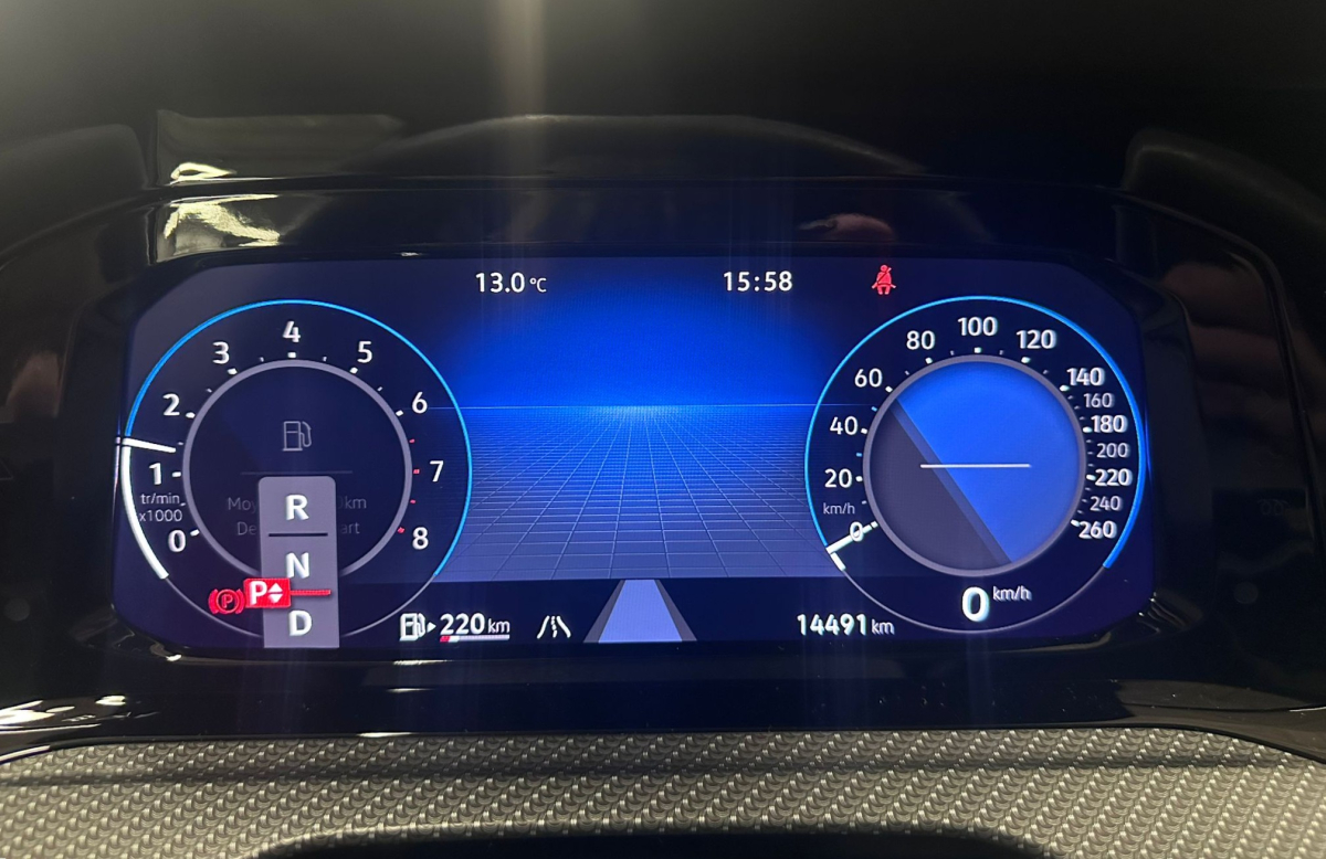 Volkswagen Golf — 28