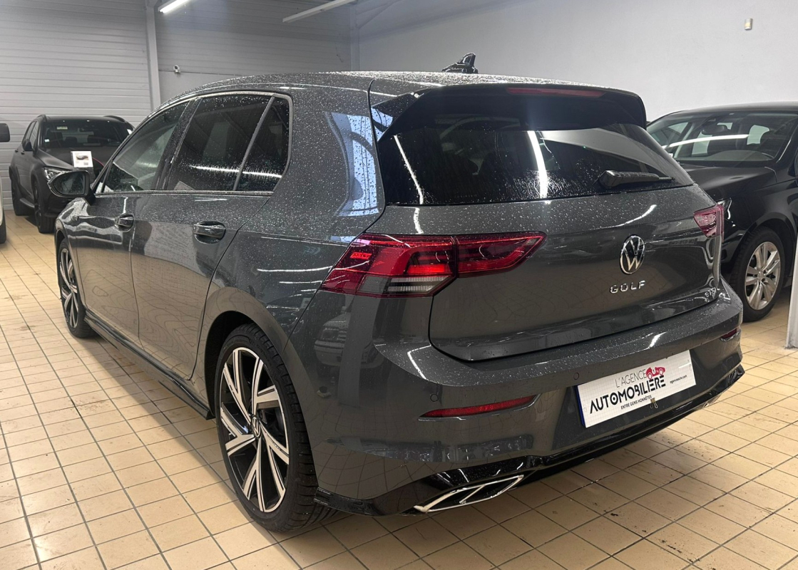 Volkswagen Golf — 8