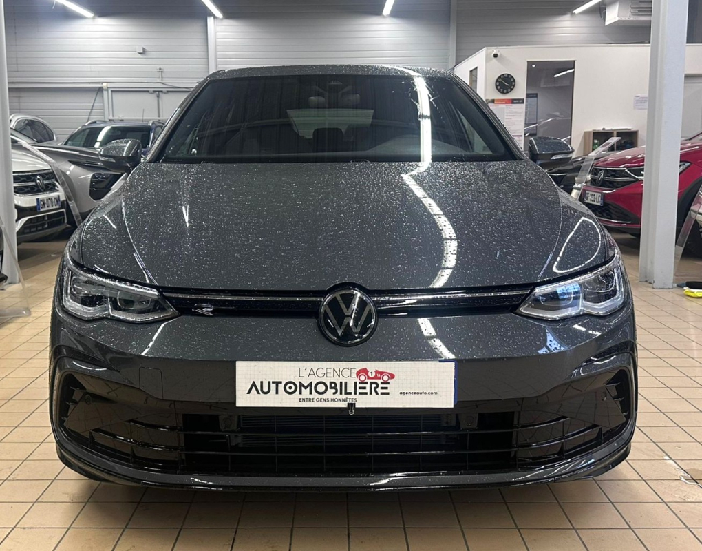 Volkswagen Golf — 2
