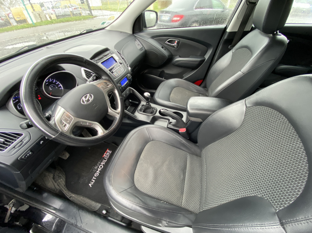 Hyundai iX35 — 10
