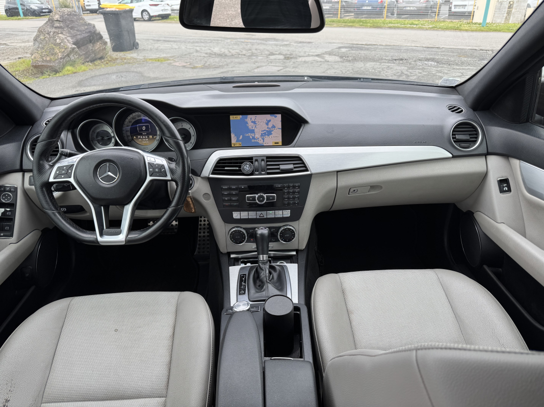 Mercedes Classe C — 9